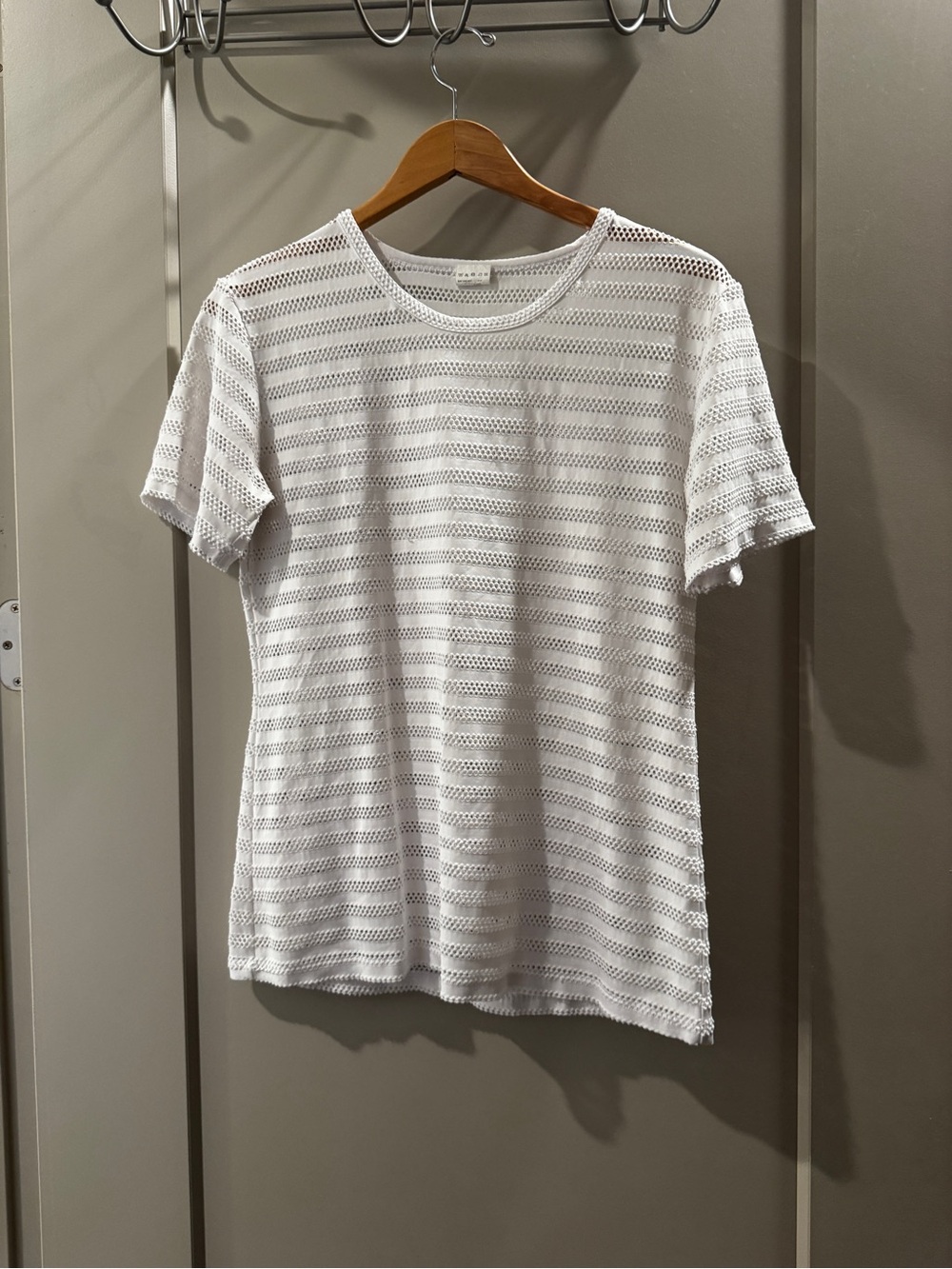 ZYIA White Open-Knit Short Sleeve Tee